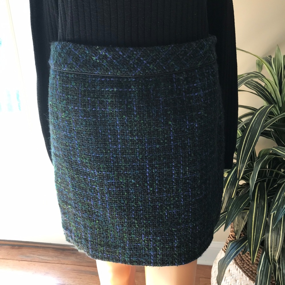 EUC LOFT Bouclé Mini Skirt Sz 6P